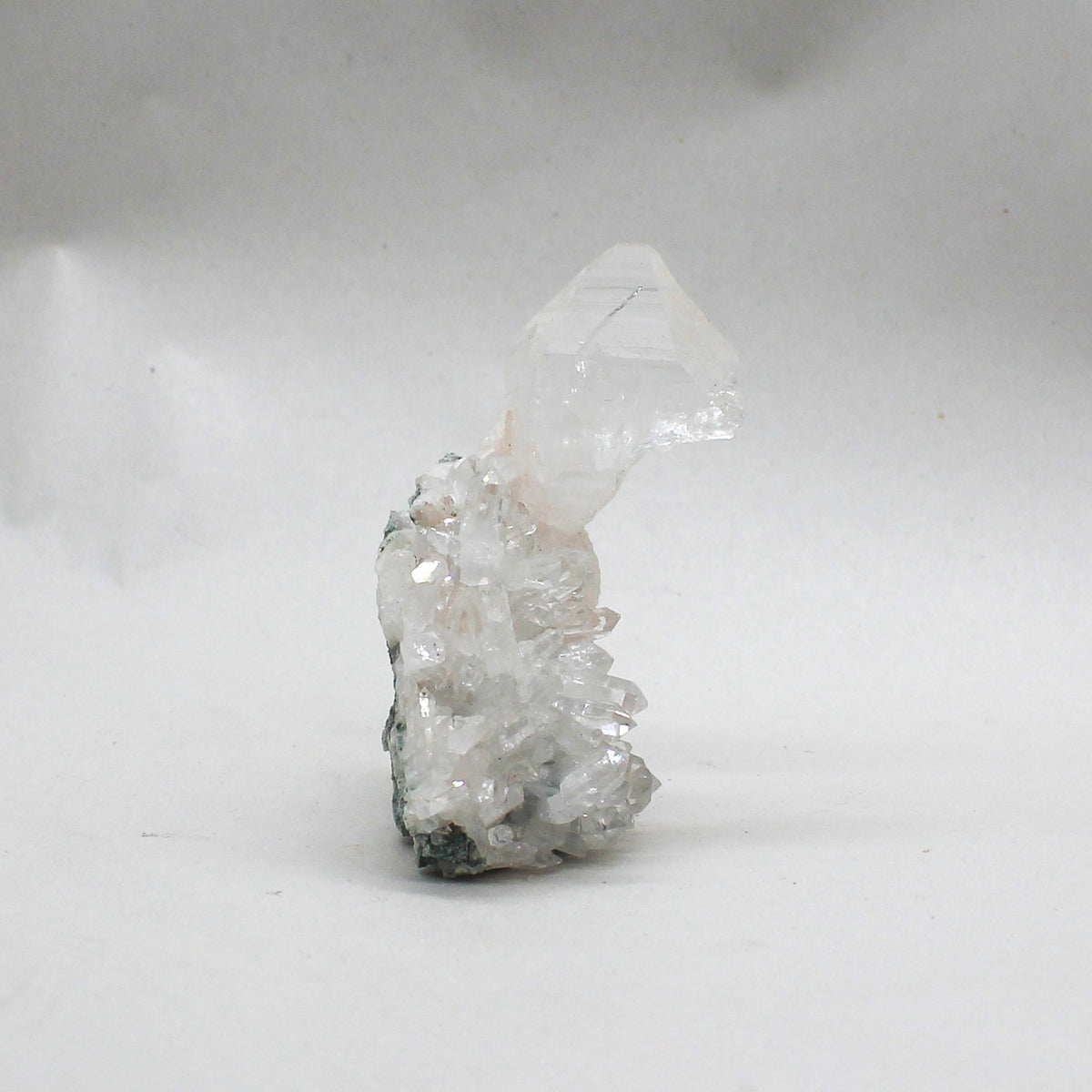 Small Quartz Clusters Wholesale #012