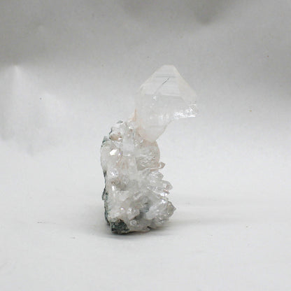 Small Quartz Clusters Wholesale #012
