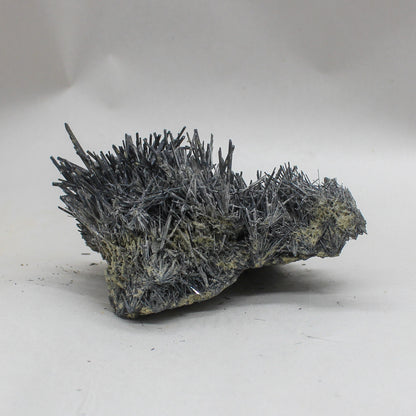 Stibnite Cluster #004