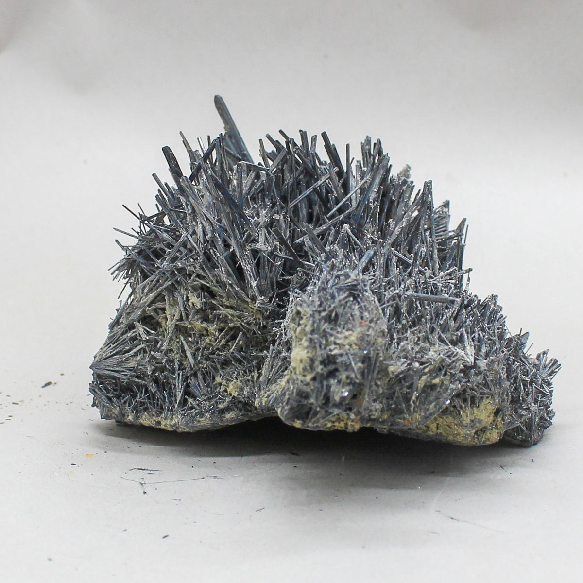Stibnite Cluster #004